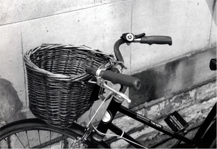 Picture Of Old Bicycle Basket