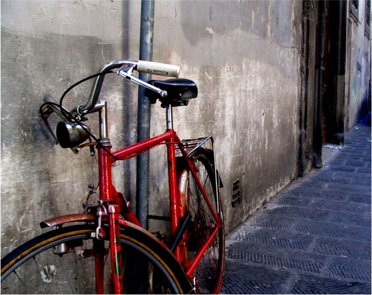 Picture Of Old Red Bicycle
