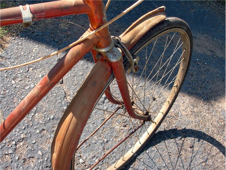 Picture Of Rusted Bicycle